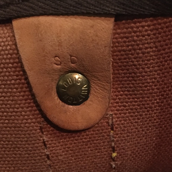 Authentic LV Keepall 50 - Picture 11 of 15